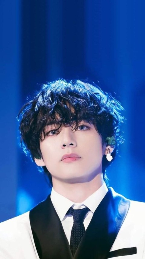 Wallpaper Kim Taehyung BTS 4K for Phone