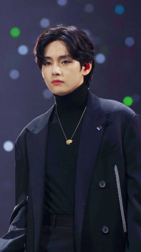Wallpaper Kim Taehyung BTS HD for Mobile