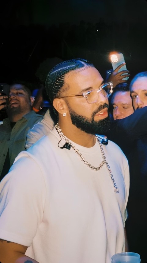 Wallpaper of Drake for Phone 4K